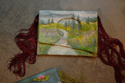 Gallery Clutch